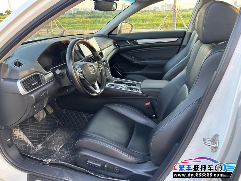 22年本田雅阁轿车抵押车出售