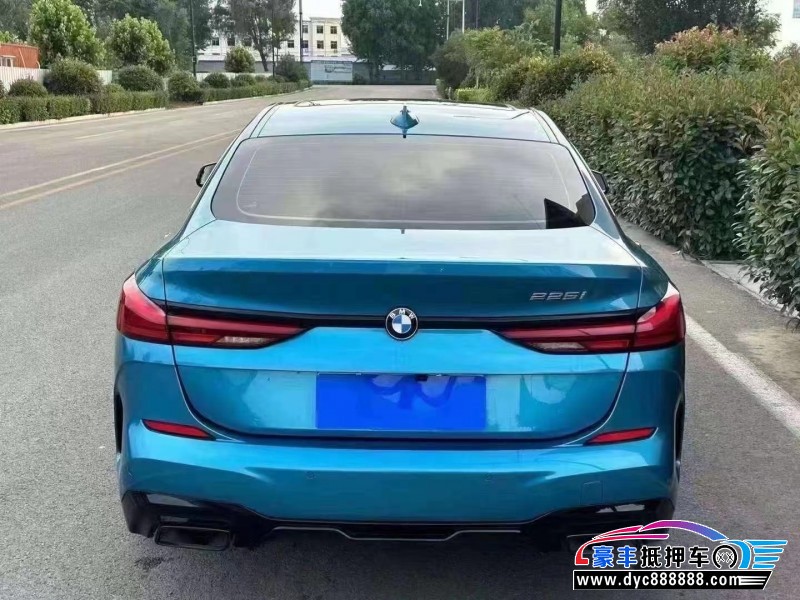 22年宝马2系轿车抵押车出售