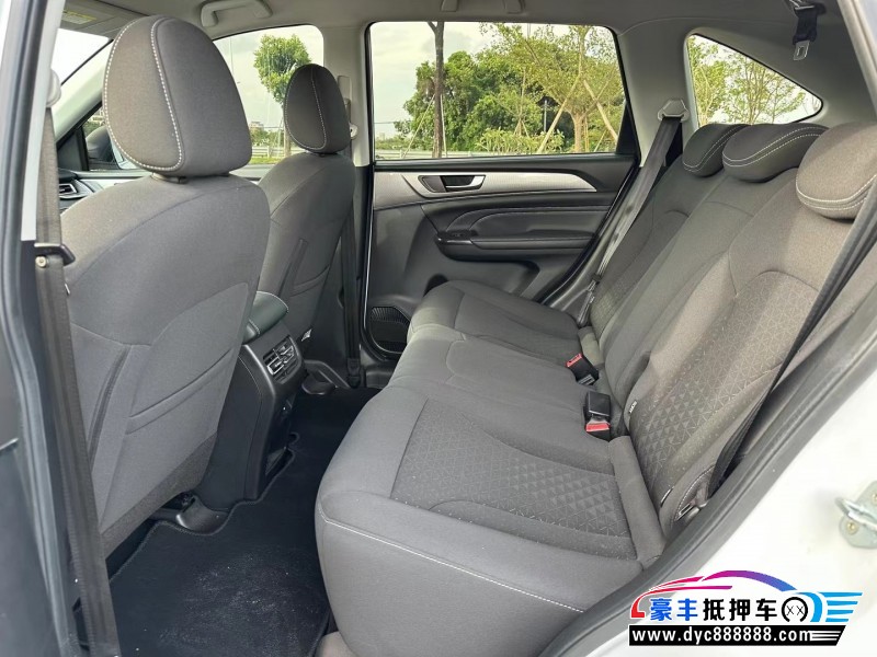 22年长城M6轿车抵押车出售