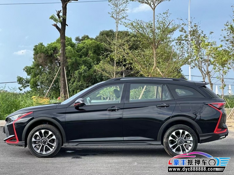 23年东风风神奕炫轿车抵押车出售