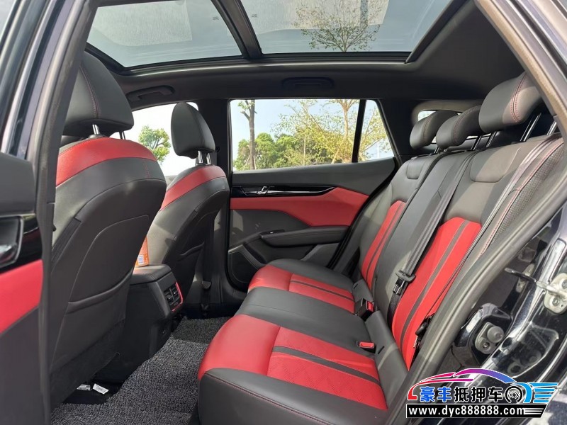 23年东风风神奕炫轿车抵押车出售