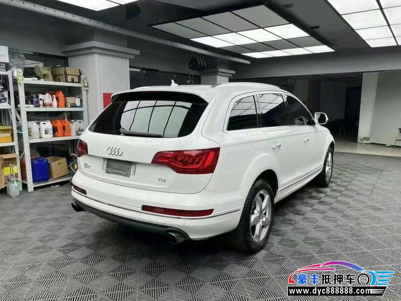 11年奥迪Q7轿车抵押车出售