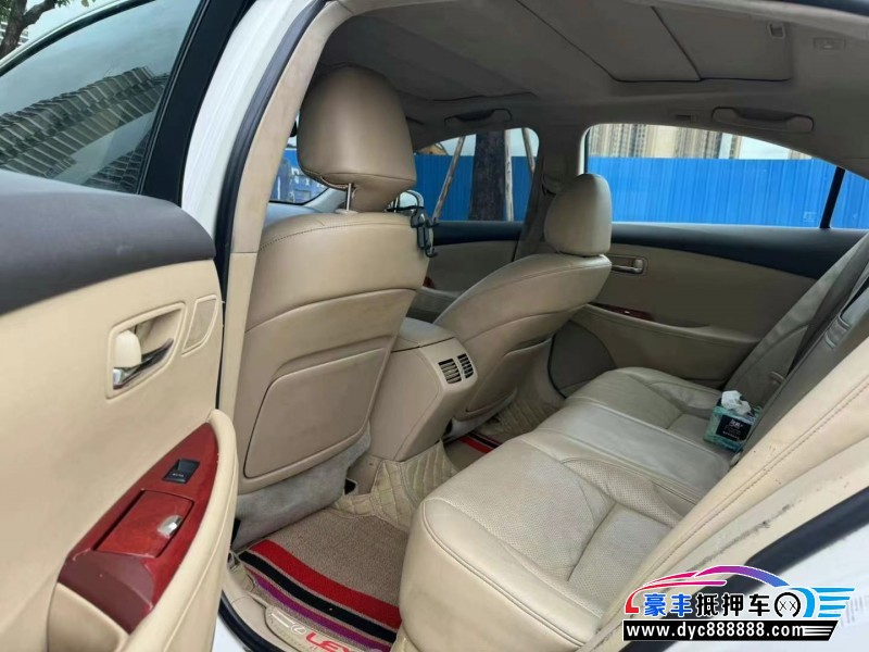 07年雷克萨斯ES轿车抵押车出售