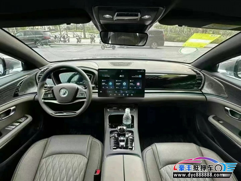 24年比亚迪汉轿车抵押车出售