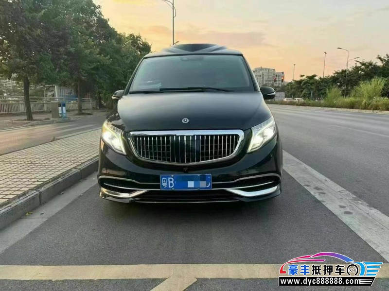 18年奔驰V轿车抵押车出售
