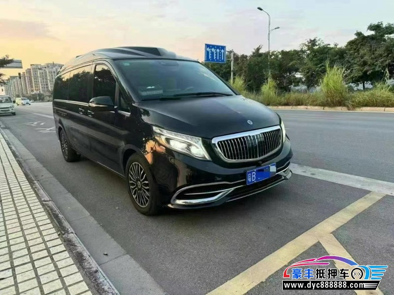 18年奔驰V轿车抵押车出售