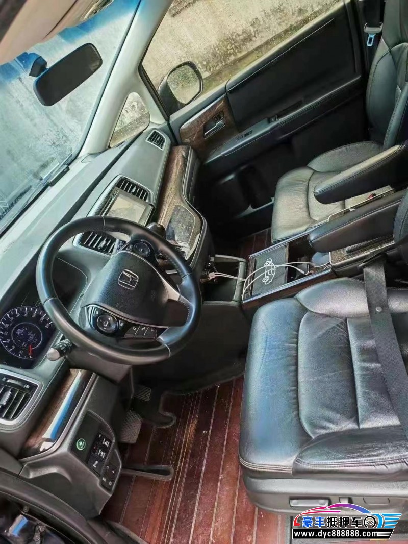 16年本田奥德赛轿车抵押车出售