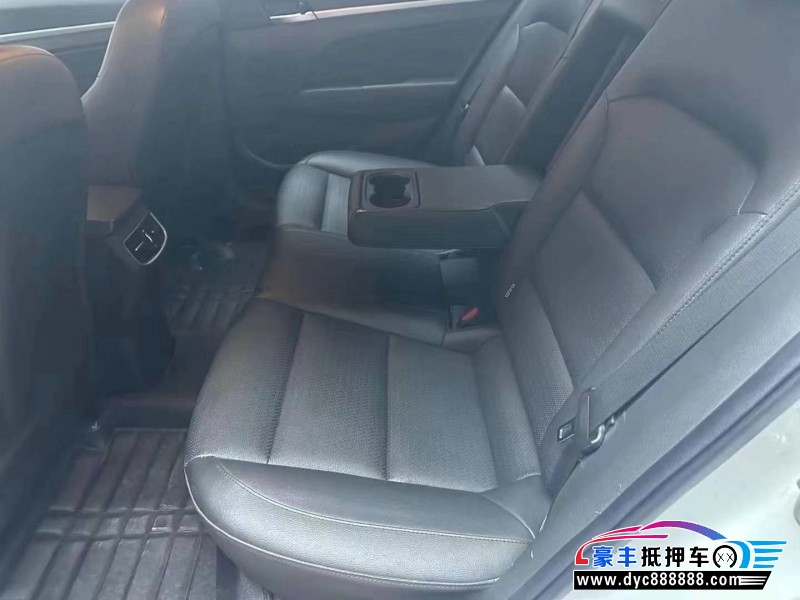 20年现代领动轿车抵押车出售