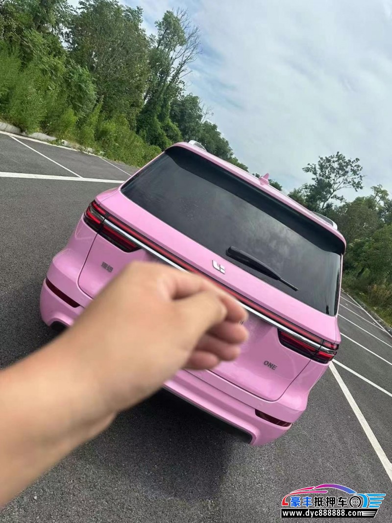 21年理想ONE轿车抵押车出售