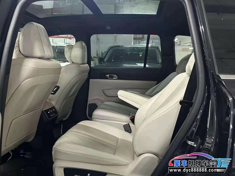 21年理想ONE轿车抵押车出售