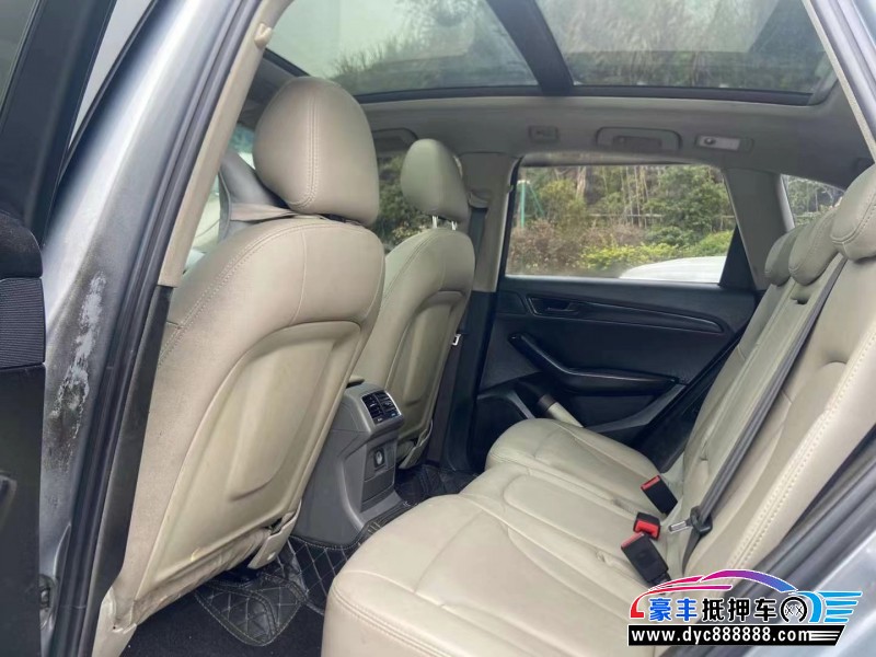 10年奥迪Q5轿车抵押车出售