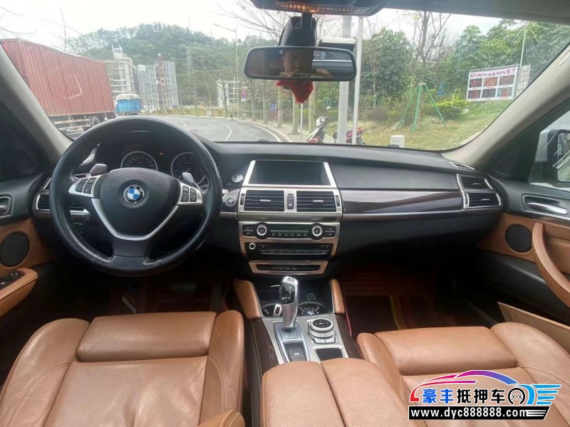 11年宝马X6轿车抵押车出售