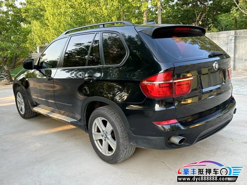 13年宝马X5轿车抵押车出售