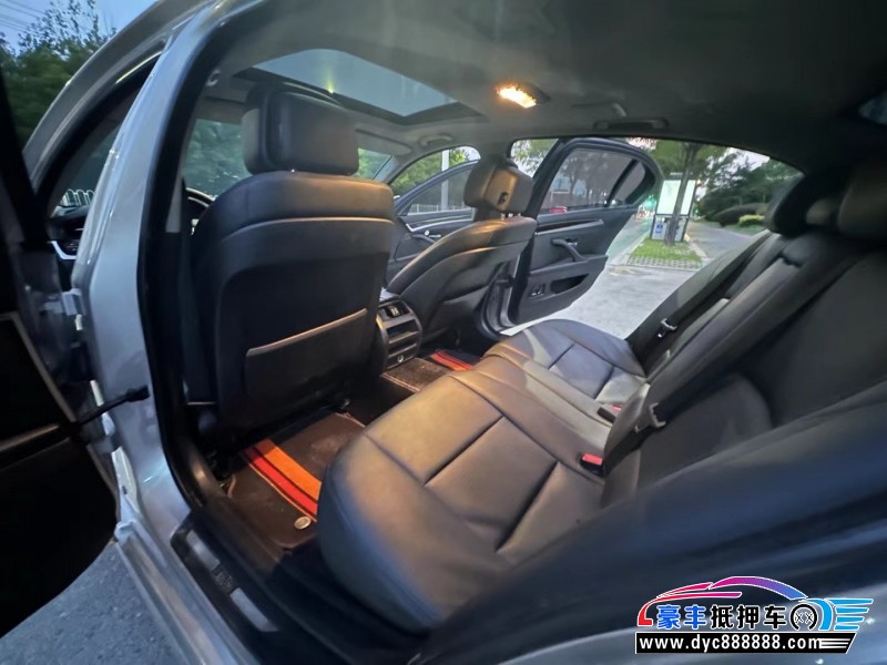 13年宝马5系轿车抵押车出售