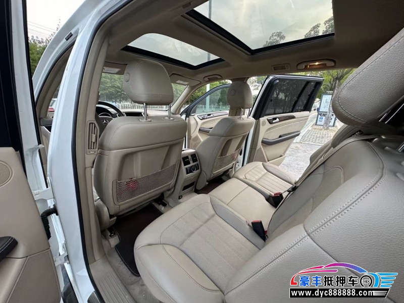 16年奔驰GLSUV抵押车出售