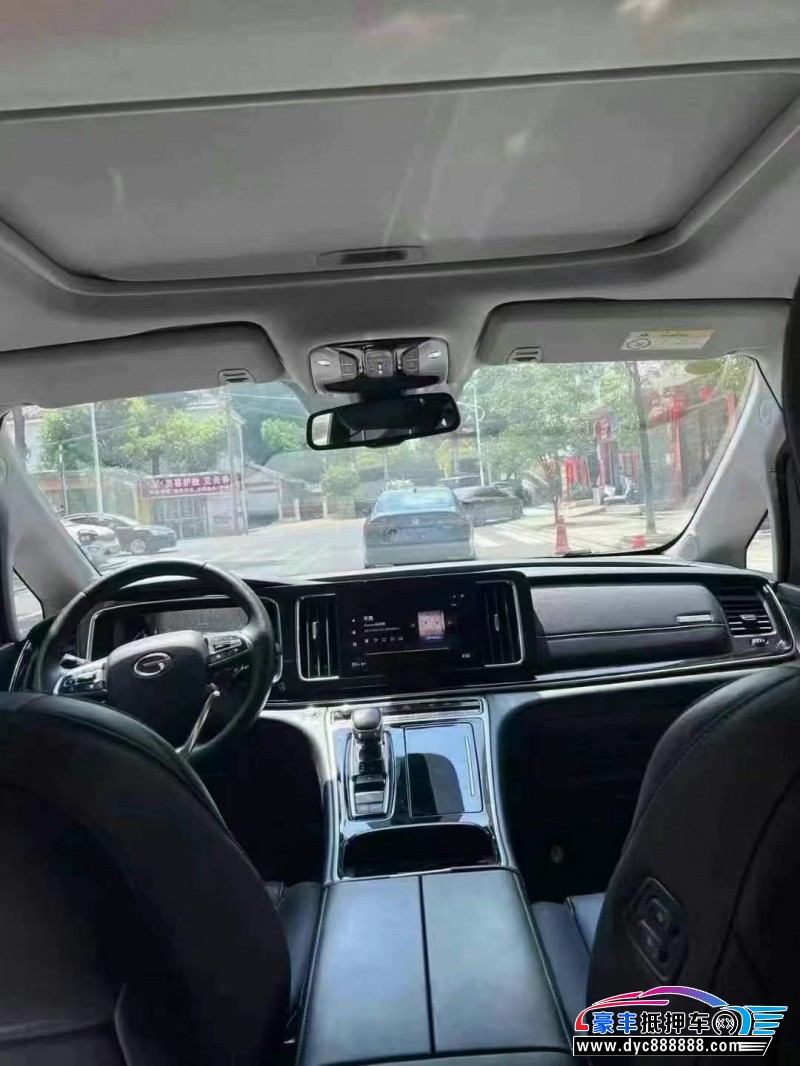 22年传祺M8轿车抵押车出售