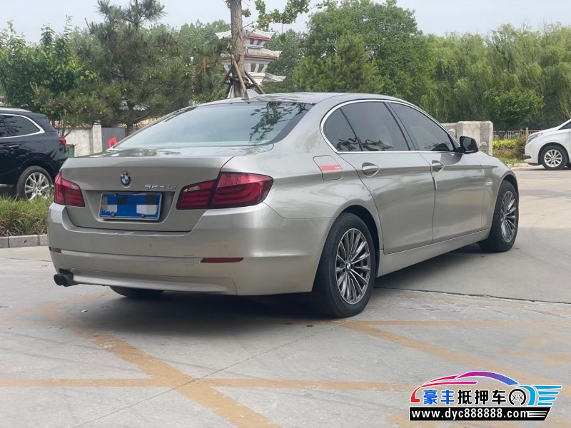 13年宝马5系轿车抵押车出售
