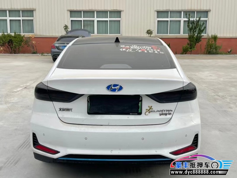 21年现代领动轿车抵押车出售