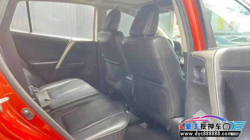 13年丰田RAV4轿车抵押车出售