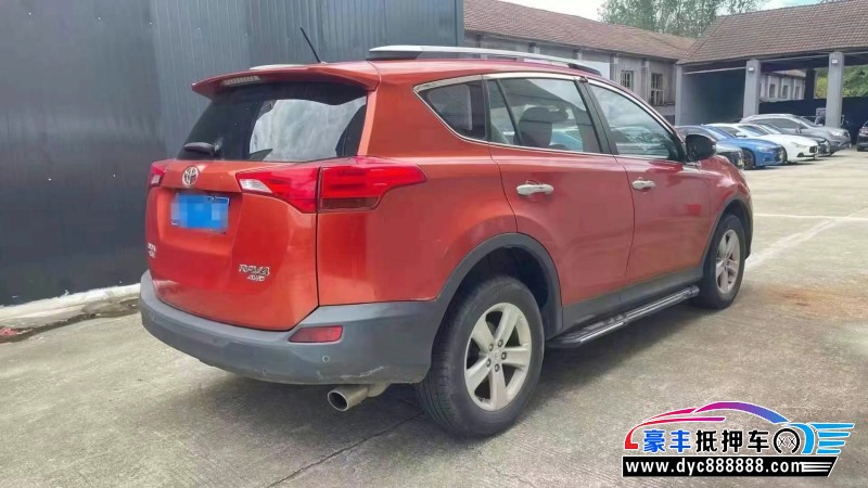 13年丰田RAV4轿车抵押车出售