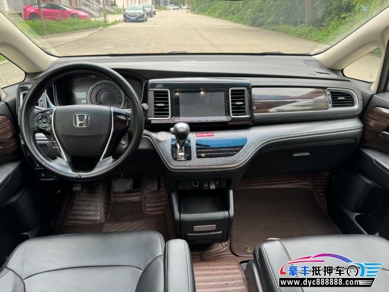 17年本田艾力绅MPV抵押车出售