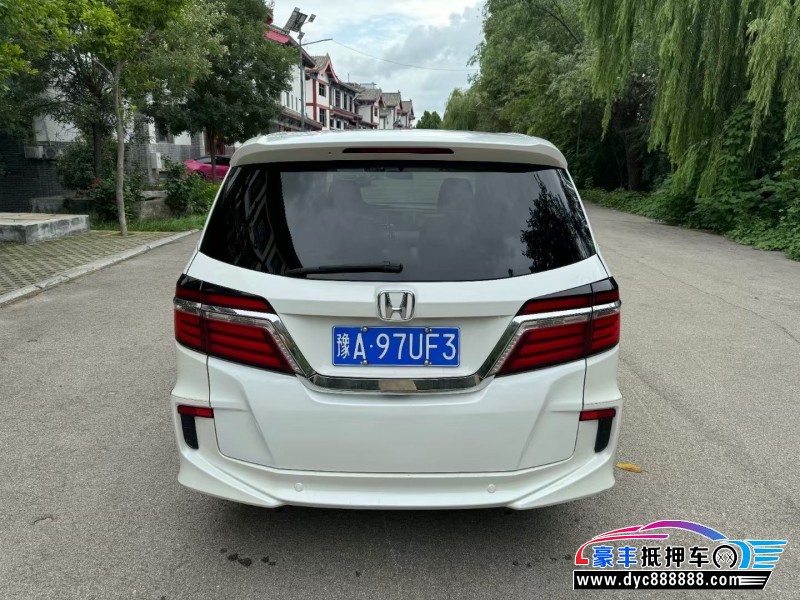 17年本田艾力绅MPV抵押车出售