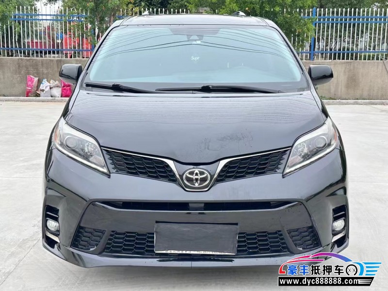 18年丰田塞纳轿车抵押车出售