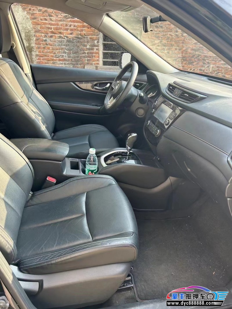 20年日产奇骏轿车抵押车出售