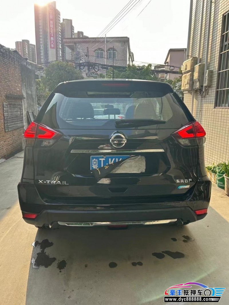 20年日产奇骏轿车抵押车出售