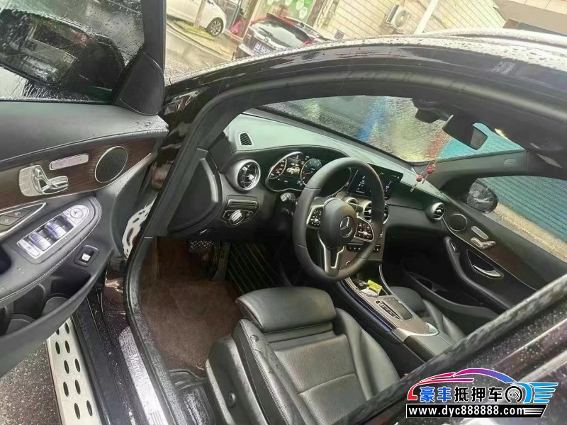 22年奔驰GLC轿车抵押车出售