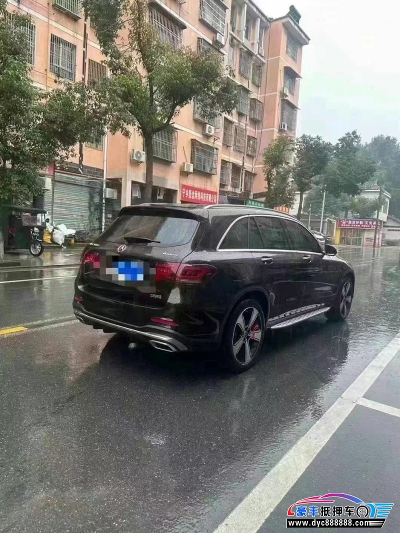 22年奔驰GLC轿车抵押车出售