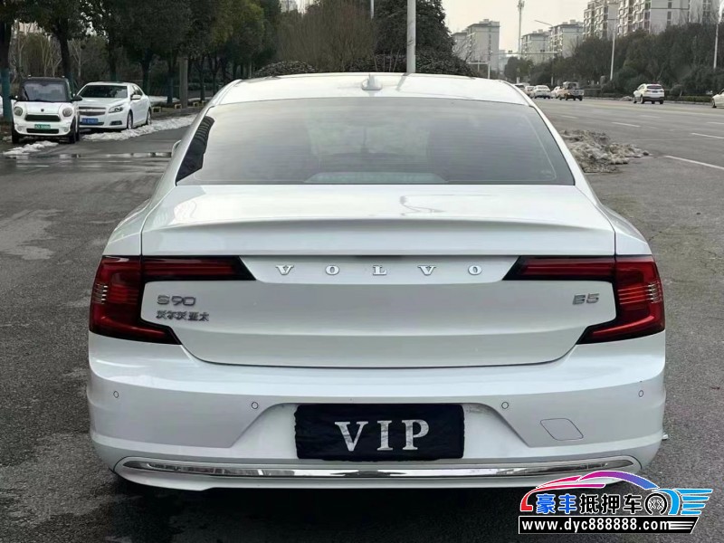 22年沃尔沃S90轿车抵押车出售