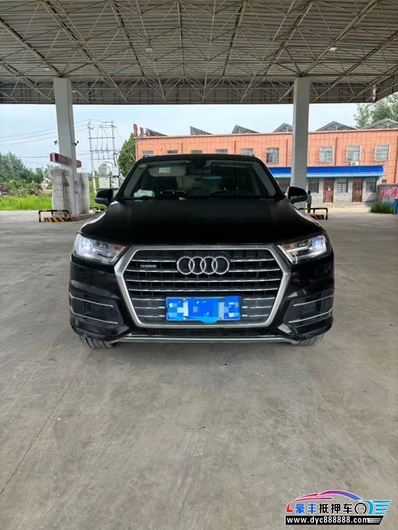17年奥迪Q7轿车抵押车出售
