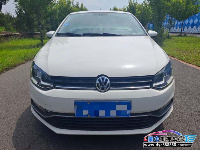 15年大众polo轿车抵押车出售