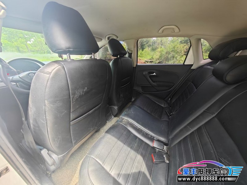 15年大众polo轿车抵押车出售