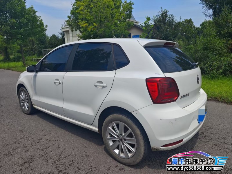 15年大众polo轿车抵押车出售