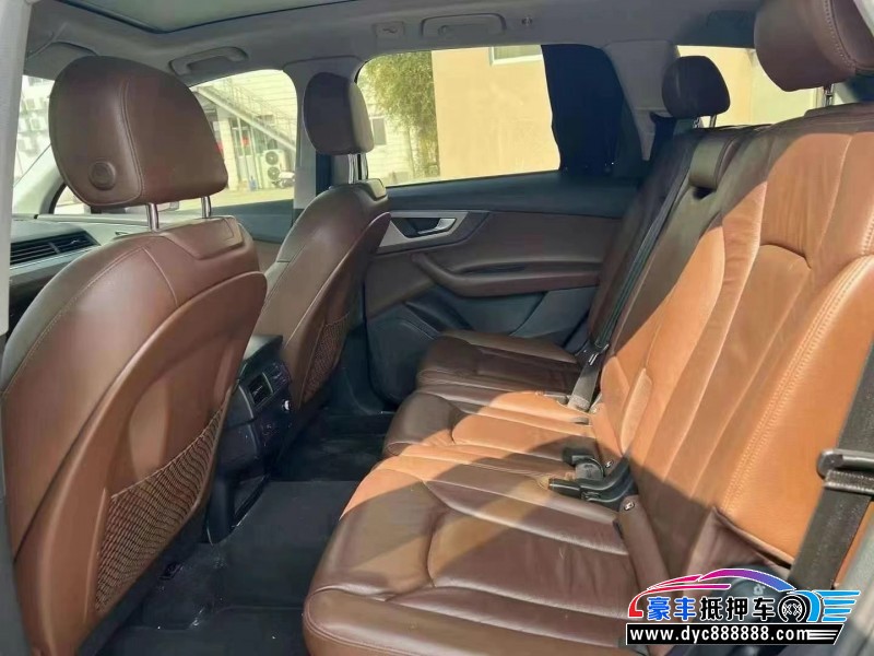 16年奥迪Q7SUV抵押车出售