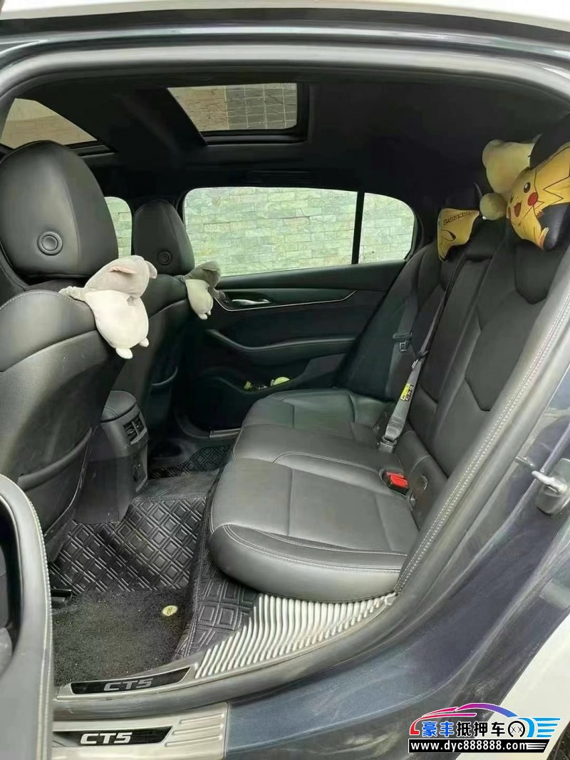 22年凯迪拉克CT5轿车抵押车出售