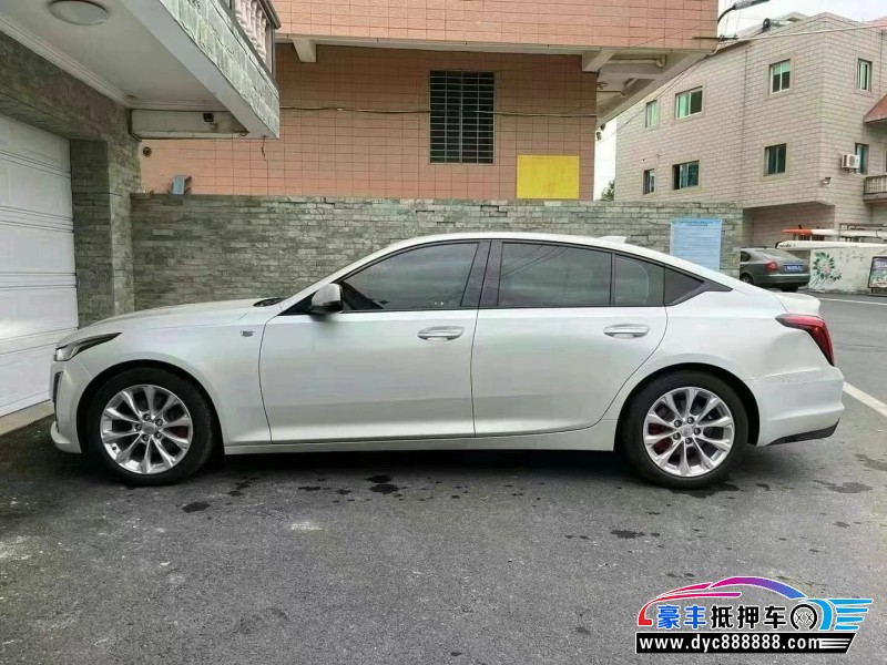 22年凯迪拉克CT5轿车抵押车出售