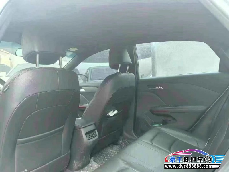 20年雪佛兰科鲁泽轿车抵押车出售