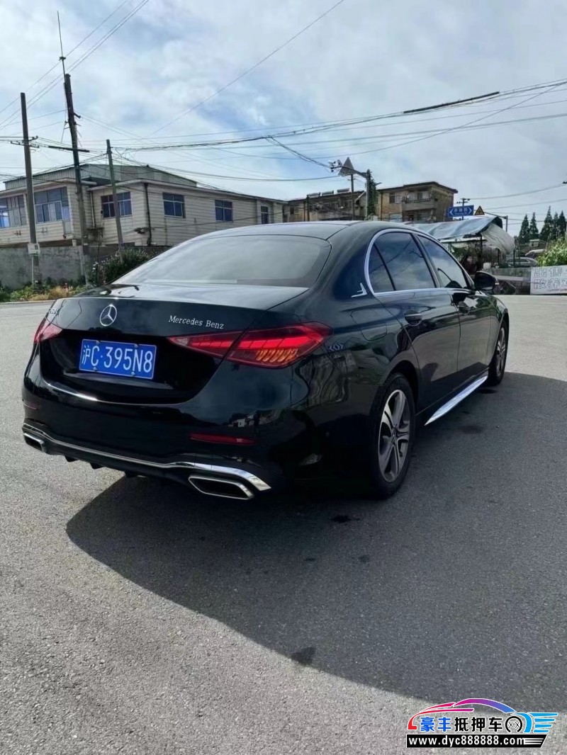 22年奔驰C轿车抵押车出售