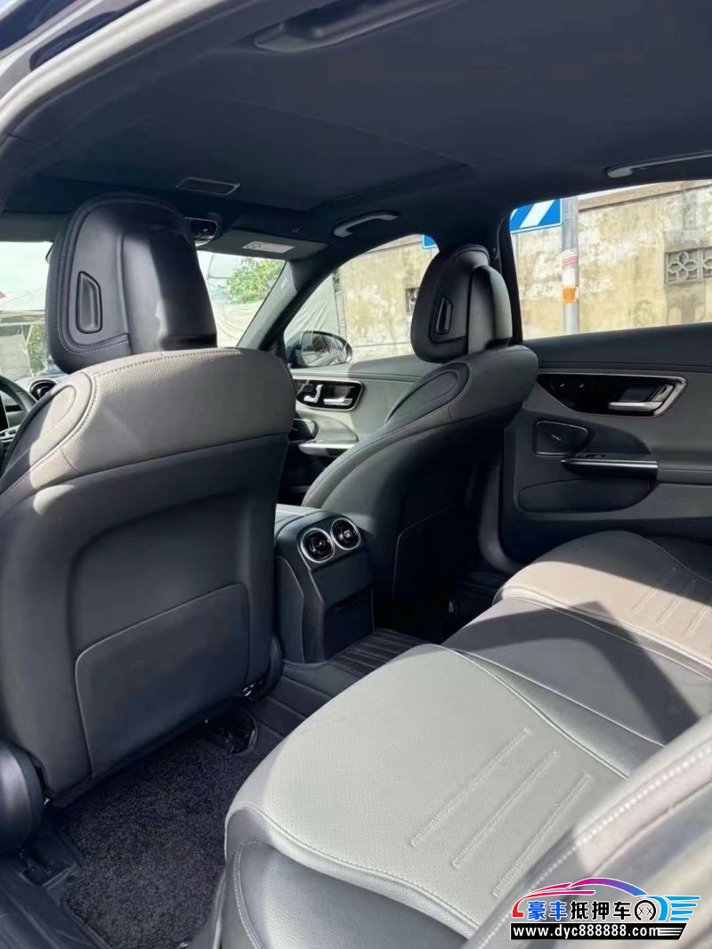 22年奔驰C轿车 22年奔驰C轿车抵押车出售