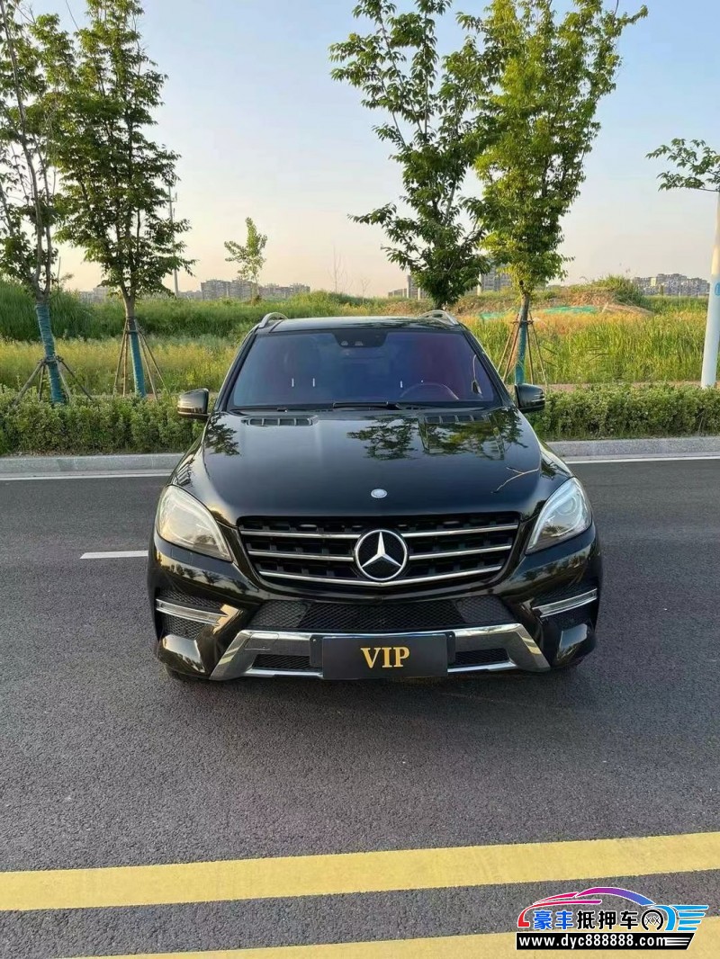 13年奔驰MLSUV抵押车出售