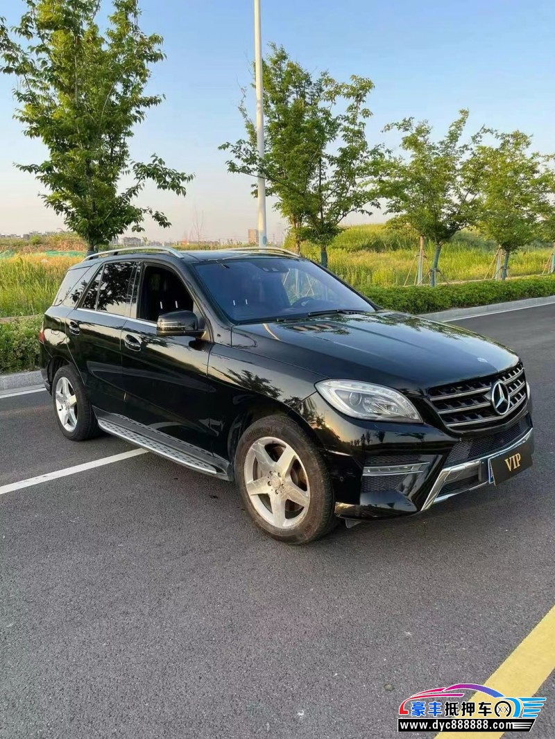 13年奔驰MLSUV抵押车出售