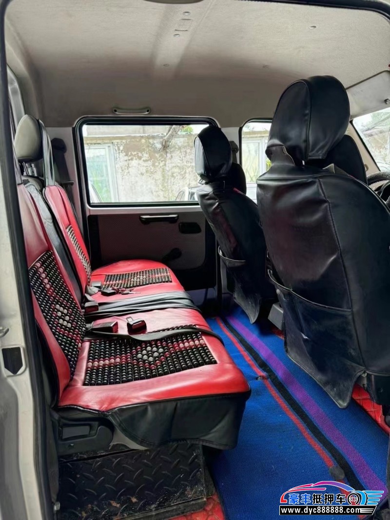 23年金杯T52轿车抵押车出售