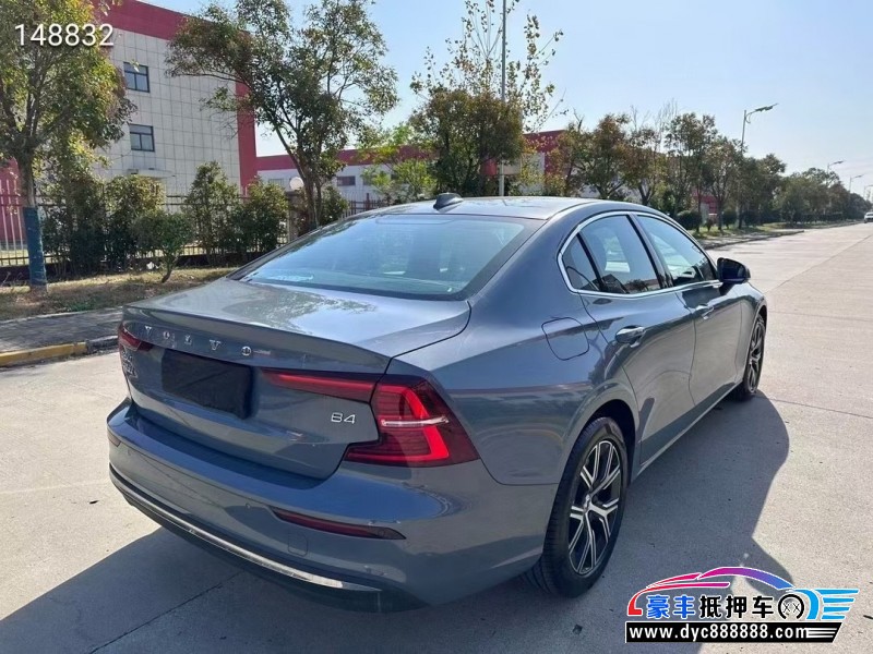 23年沃尔沃S60轿车抵押车出售