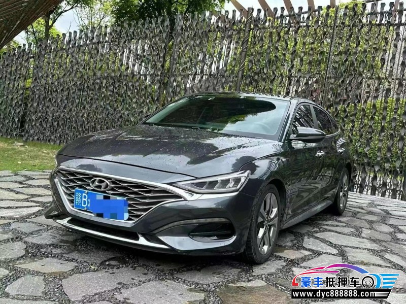 20年现代菲斯塔轿车抵押车出售