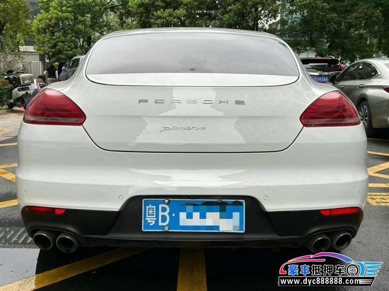 15年保时捷帕纳梅拉轿车抵押车出售