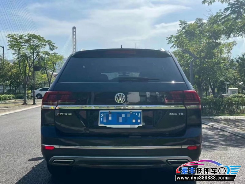 17年大众途昂轿车抵押车出售