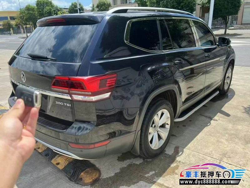 18年大众途昂轿车抵押车出售